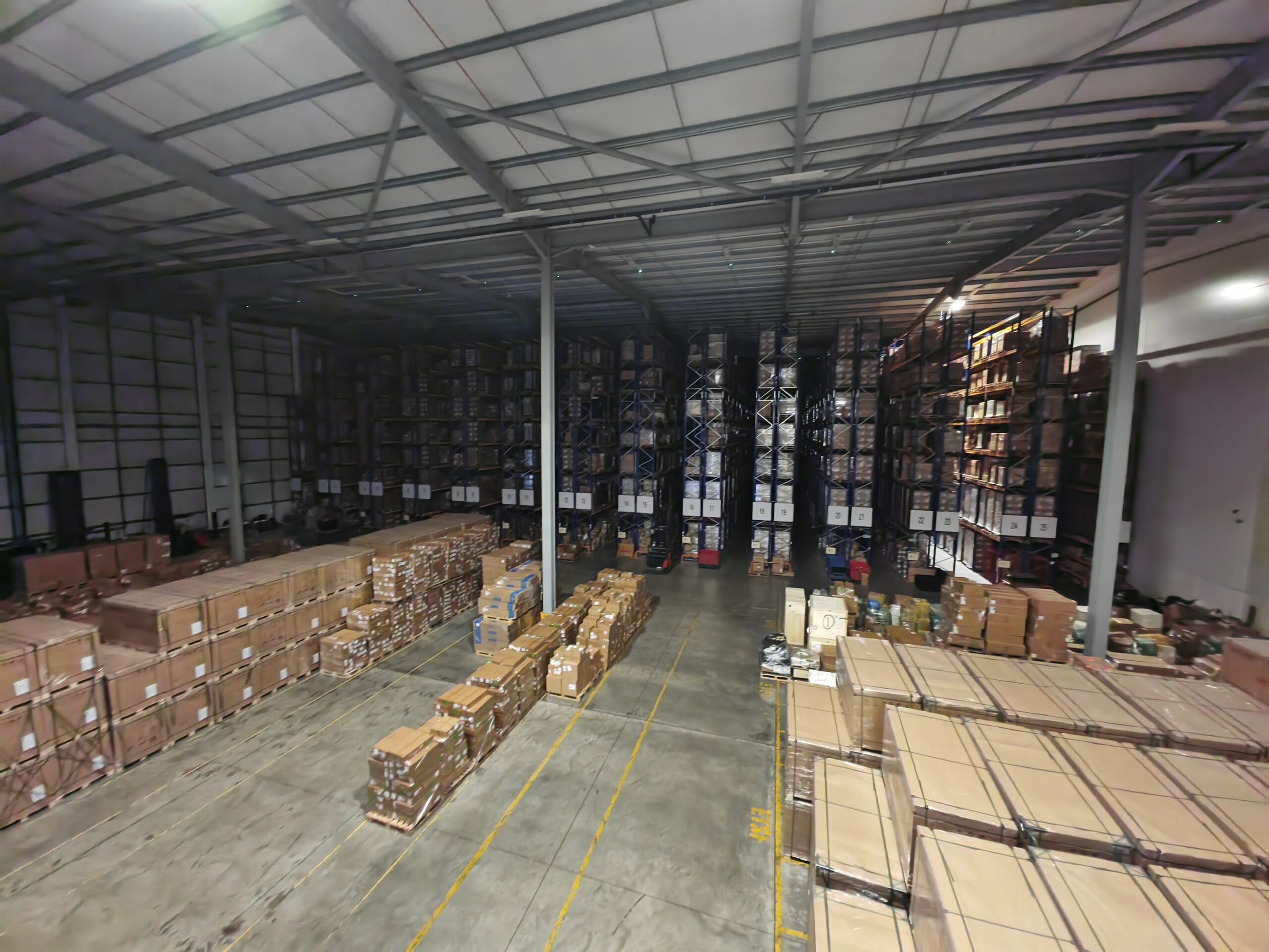 DIDADI Fulfillment Warehouse — Paris (Vaise), France